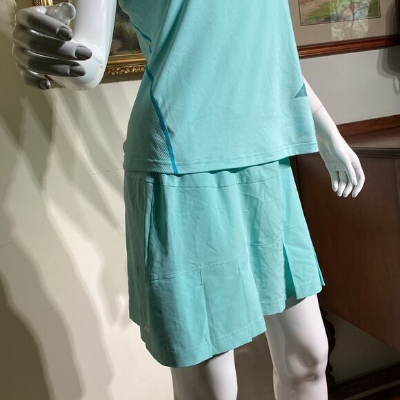 Babolat Core Lightweight Tennis Performance Pleated Skort & Matching Tank Top - Picture 7 of 16